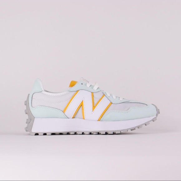 New Balance Shoes - ♦️SOLD♦️NEW BALANCE 327 AQUAMARINE